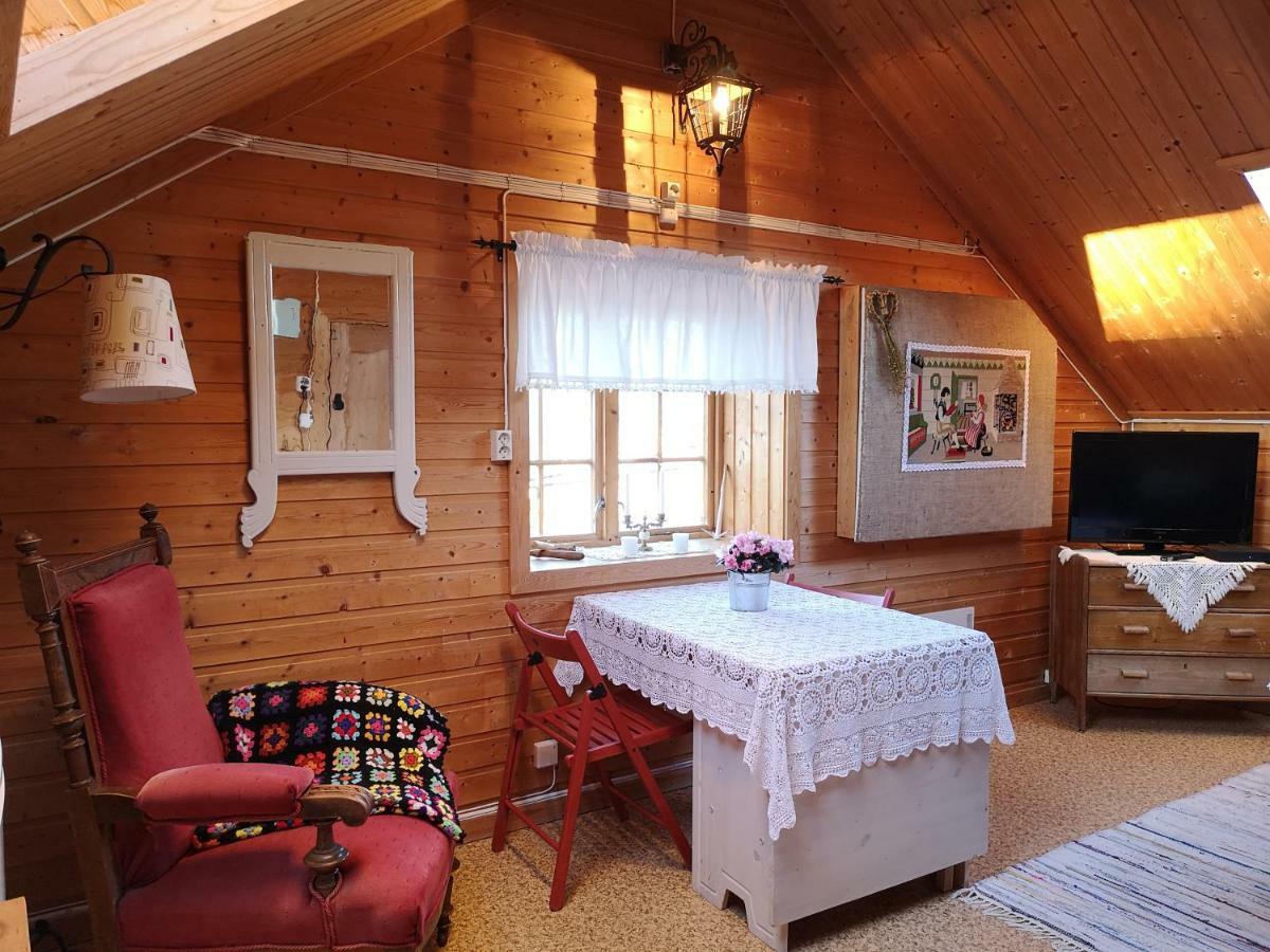 Haugtun Gardspensjonat Og Leiligheter Nordre Land Exterior foto